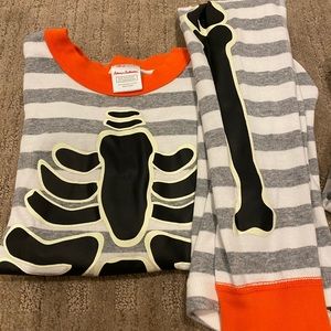 Glow in the dark Hanna Anderson Pajamas